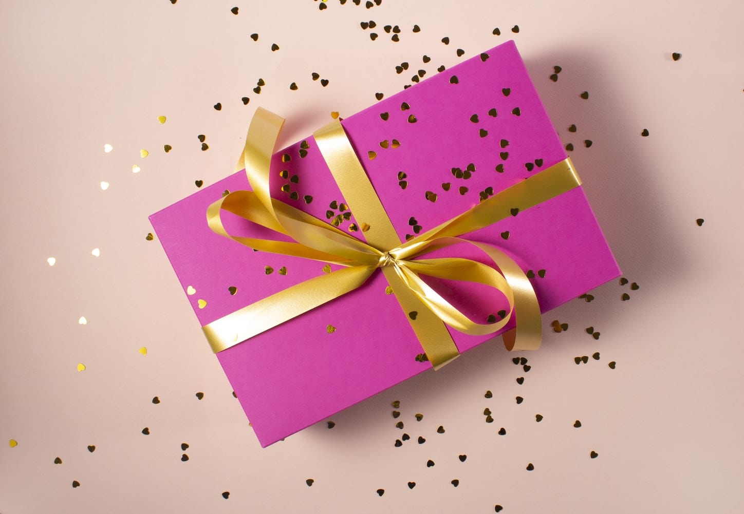 Digital Gift Cards vs. Traditional Gift Cards: Which One Wins the Gifting Game?